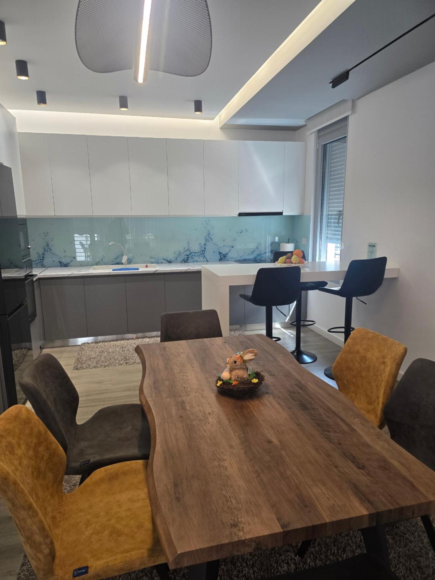Riar Apartment